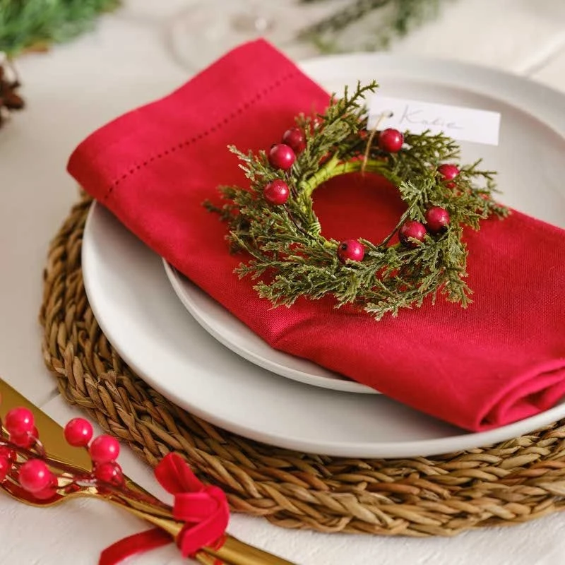 Foliage & Berry Christmas Napkin Rings (6pk) 4 Foliage & Berry Christmas Napkin Rings (6pk) - Image 2